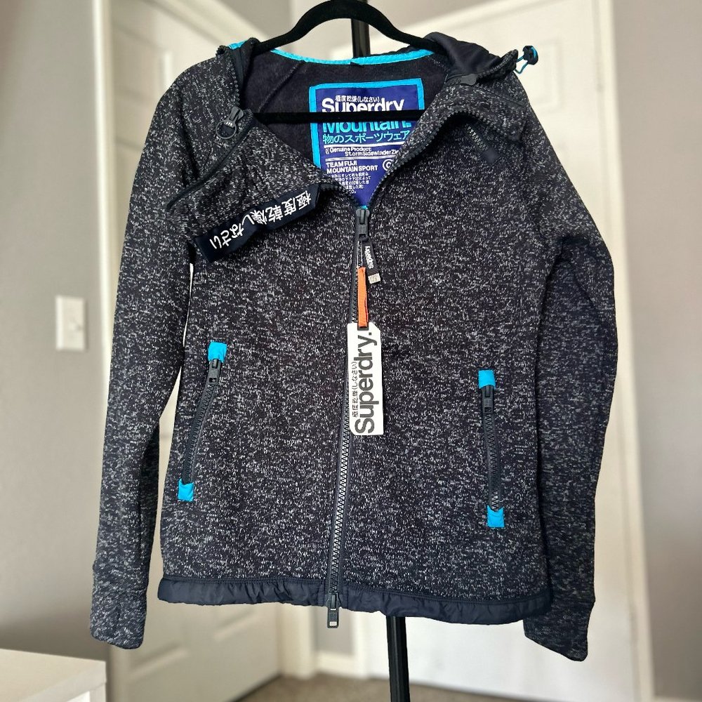 SUPERDRY,brand new. M size, unisex, made in Japan